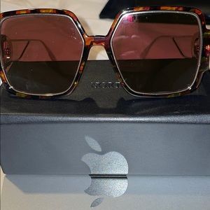 CHRISTIAN DIOR
Montaigne Women's  Sunglasses